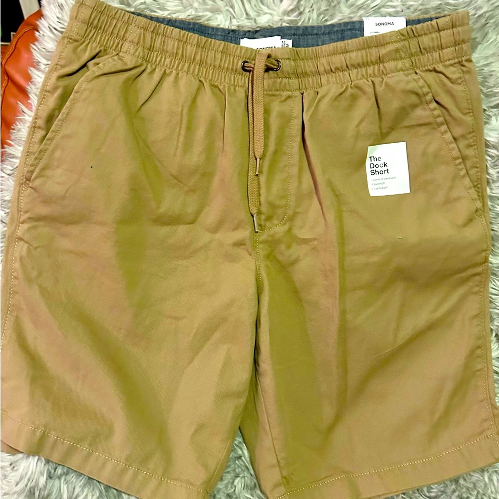 Sonoma  Men’s cargo shorts- size M
